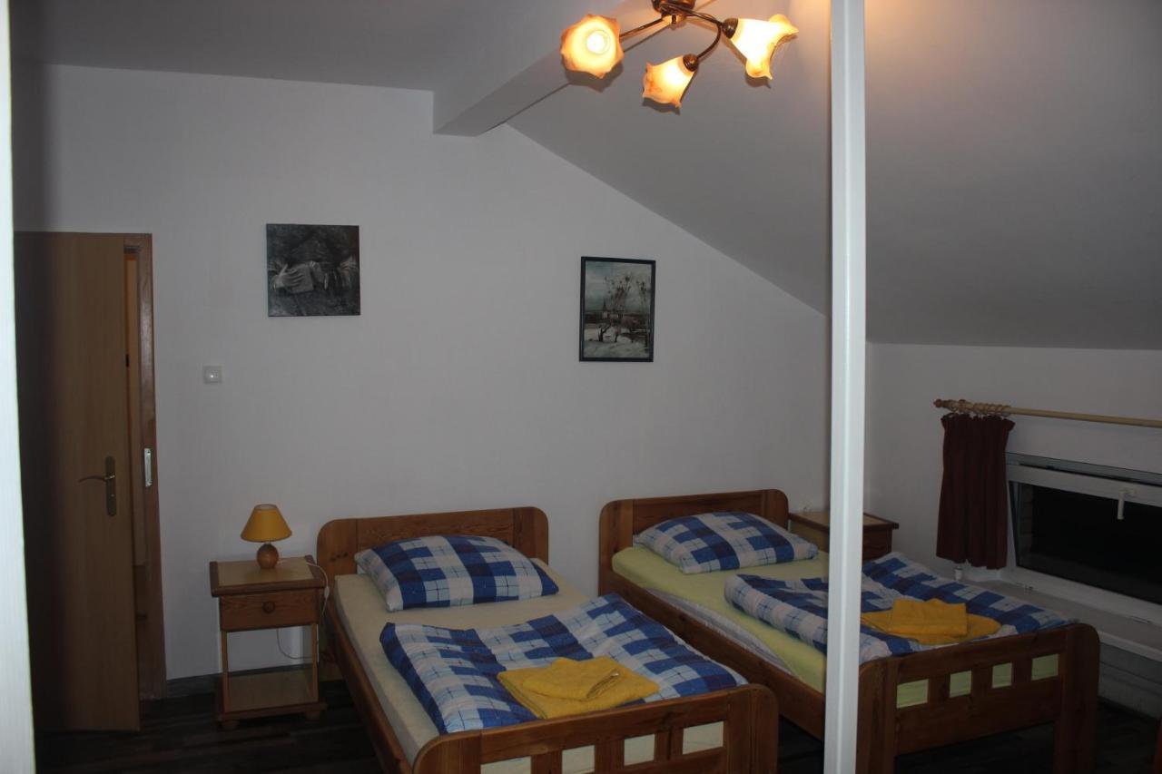 Gospodarstwo Agroturystyczne Agroletnica Świdnica Esterno foto