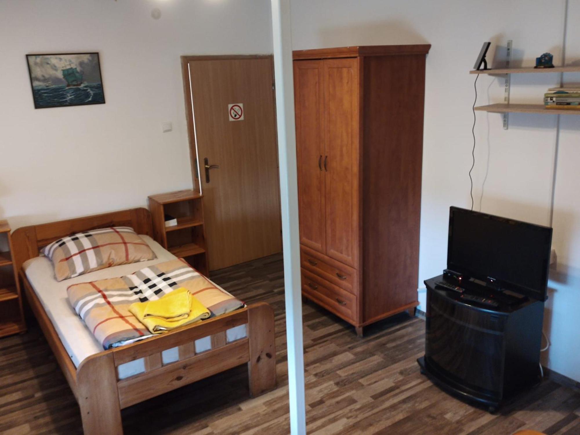 Gospodarstwo Agroturystyczne Agroletnica Świdnica Esterno foto